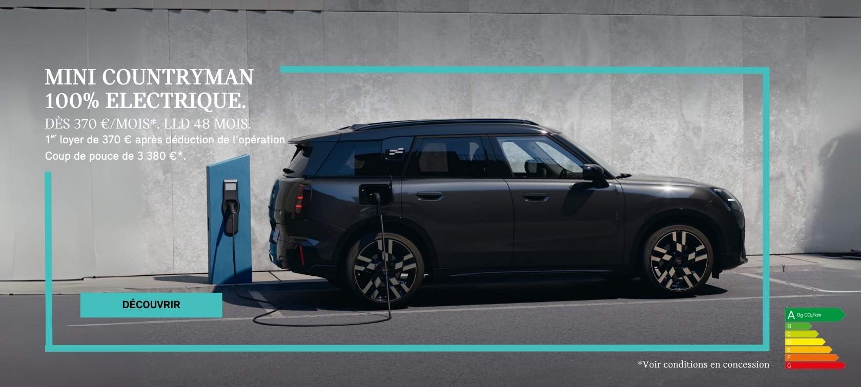 Votre MINI Countryman à partir de 370 €/mois, LLD 48 mois,1er loyer de 370 € après déduction de l’opération Coup de pouce de 3 380 €.