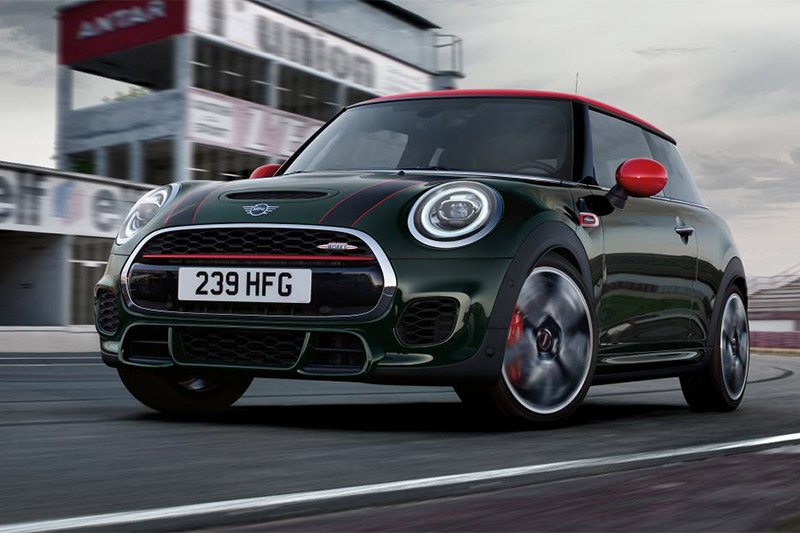 La famille MINI John Cooper Works est de retour