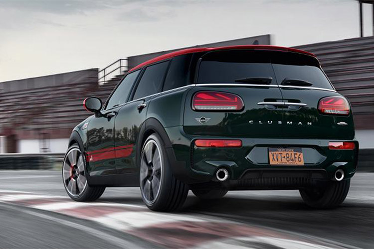 La famille MINI John Cooper Works est de retour