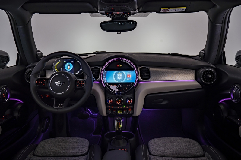 Nouvelles MINI Hatch 3 & 5 portes et nouveau MINI Cabrio