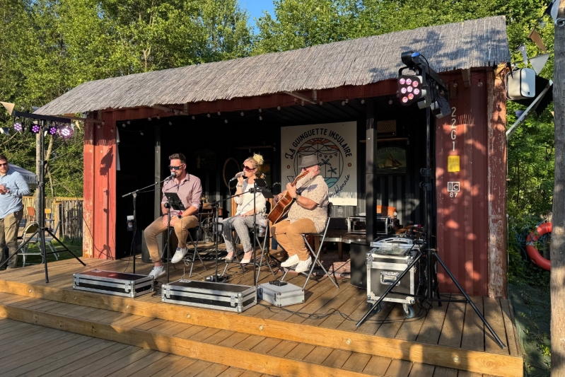 Retour sur notre afterwork spécial “guinguette“ pour le lancement de la nouvelle MINI Cabriolet.